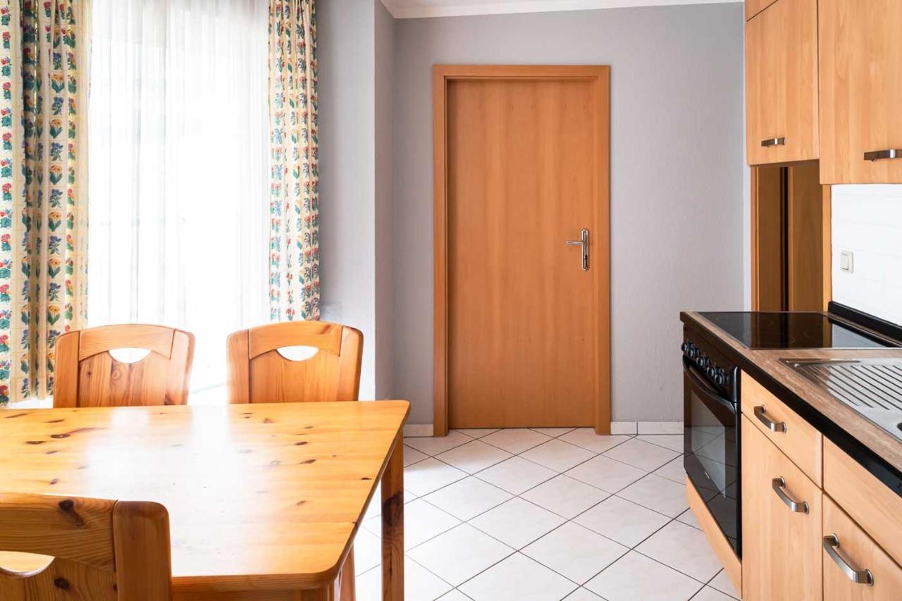 Apartmenthaus Chrischanshof Rostock Exterior foto