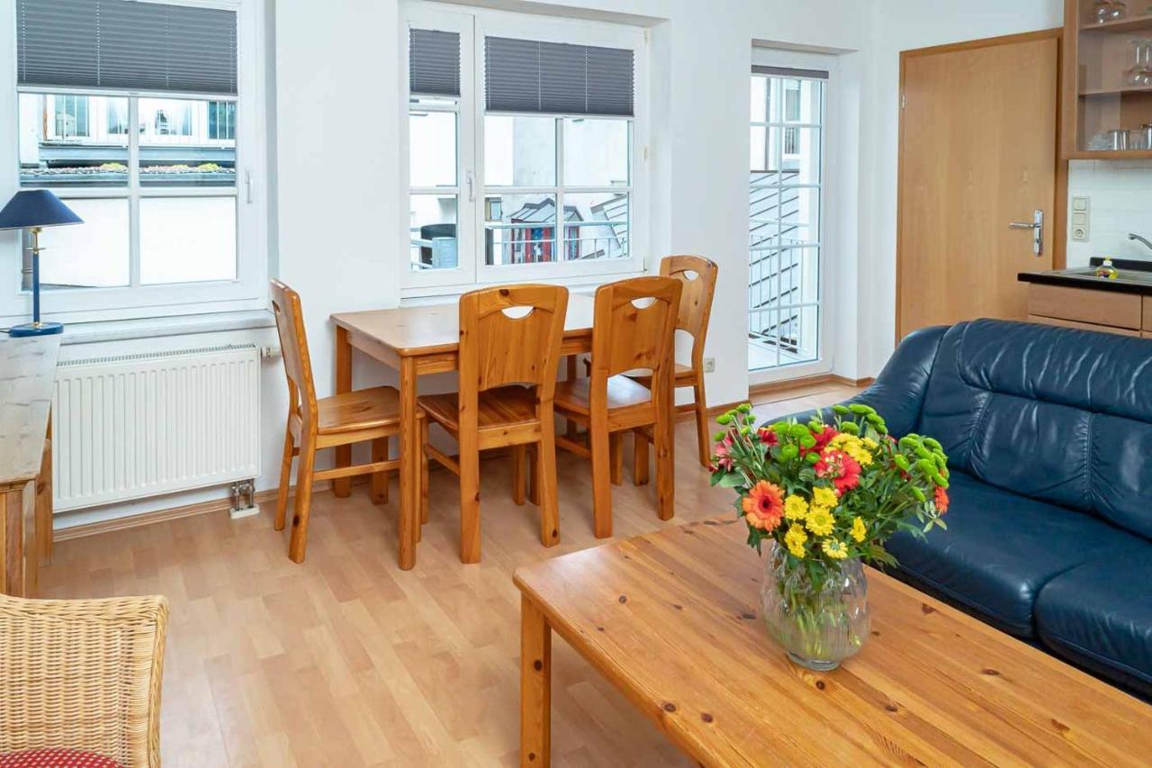 Apartmenthaus Chrischanshof Rostock Exterior foto