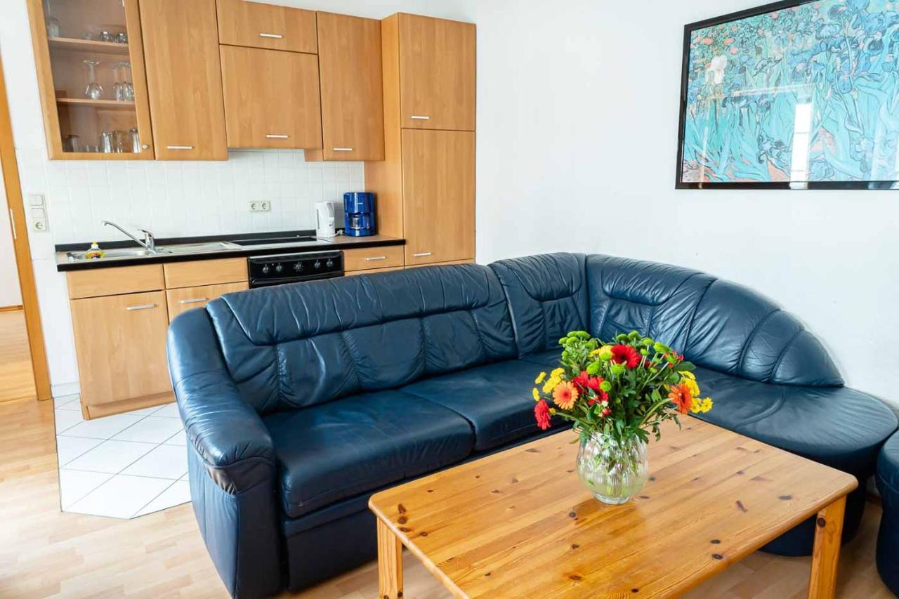 Apartmenthaus Chrischanshof Rostock Exterior foto