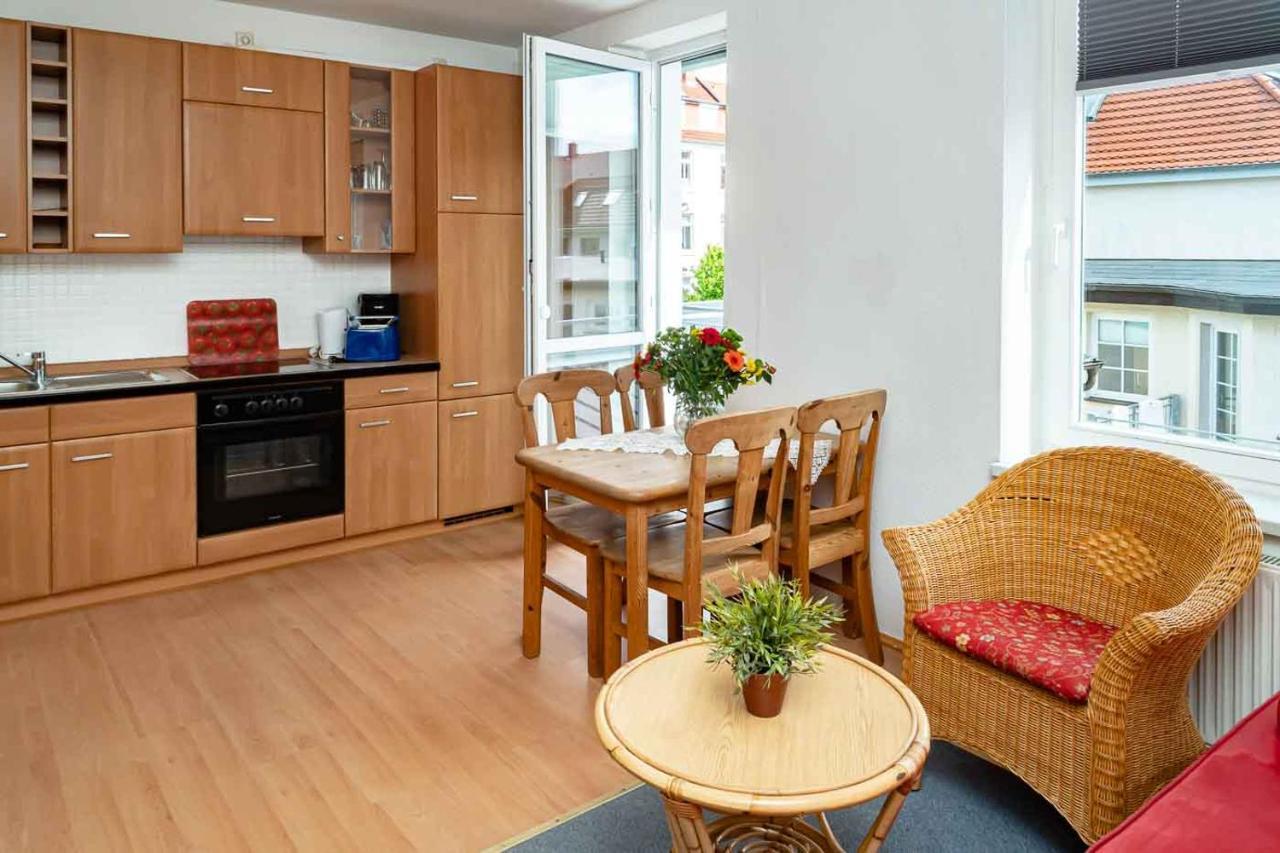 Apartmenthaus Chrischanshof Rostock Exterior foto