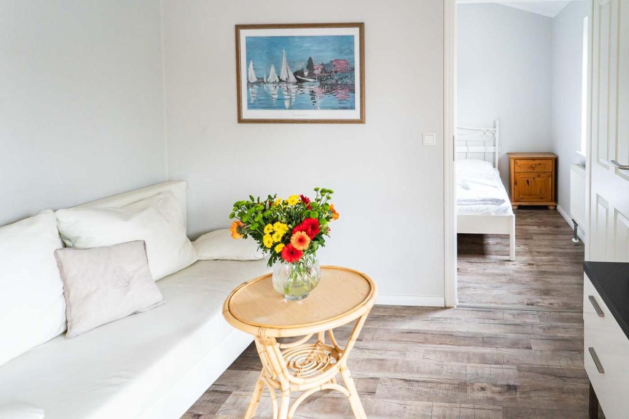 Apartmenthaus Chrischanshof Rostock Exterior foto