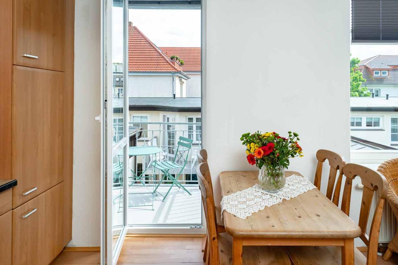 Apartmenthaus Chrischanshof Rostock Exterior foto