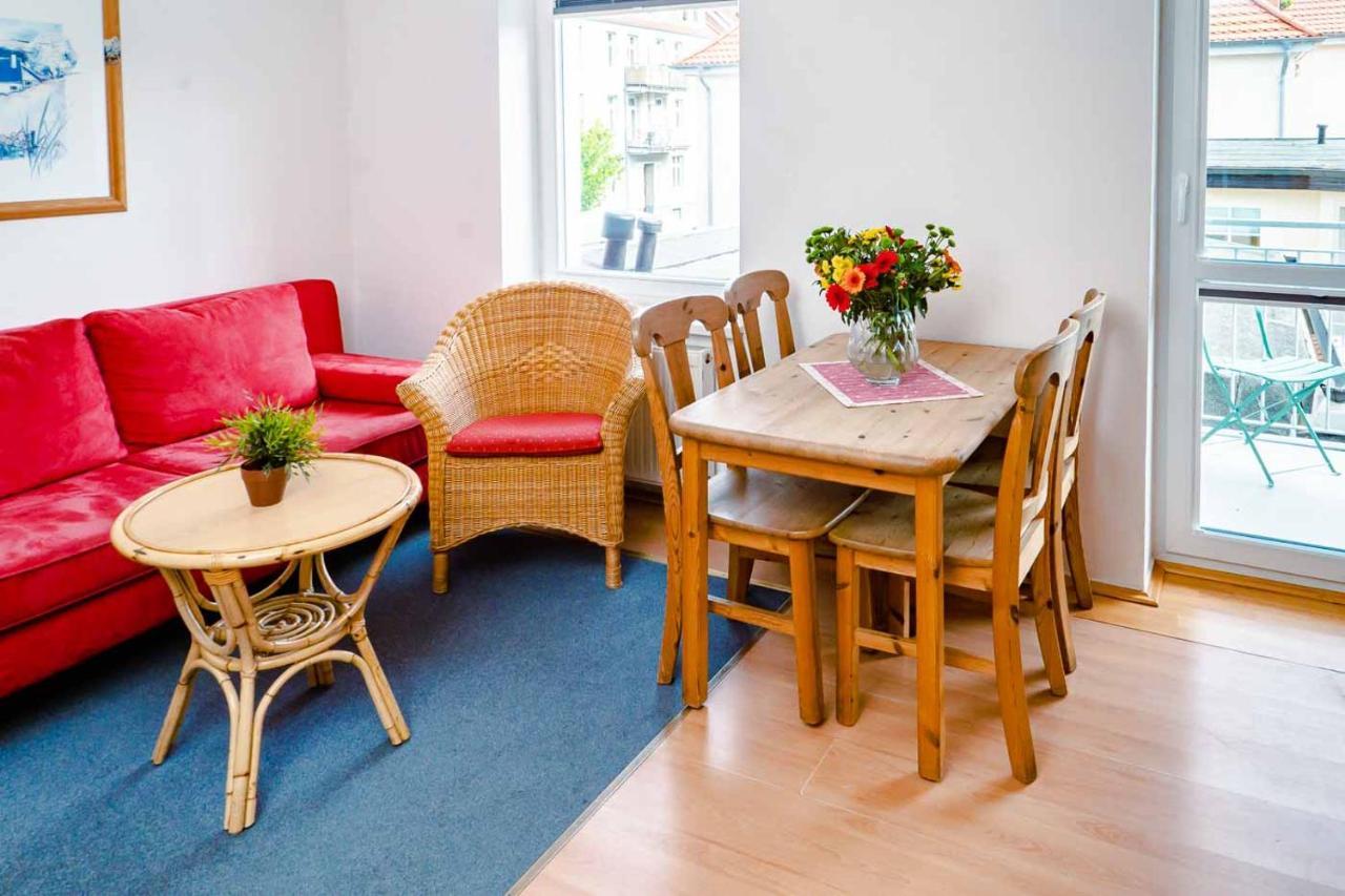Apartmenthaus Chrischanshof Rostock Exterior foto